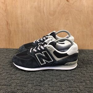 New Balance 574 Shoe